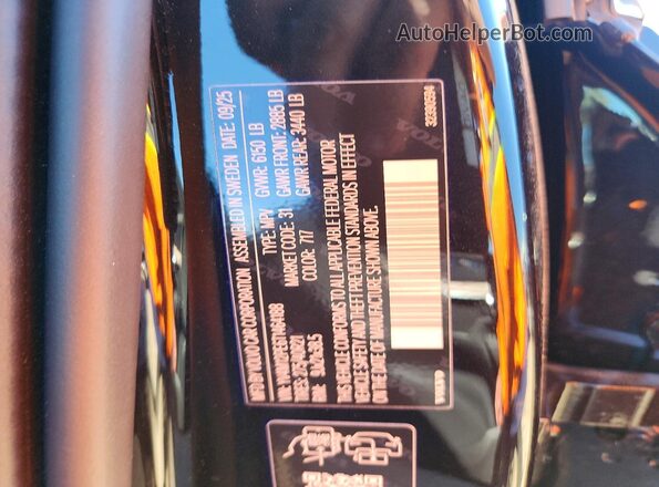 YV4M12PE6T1464188 2026 VOLVO XC90 Black Vista del compartimento del motor