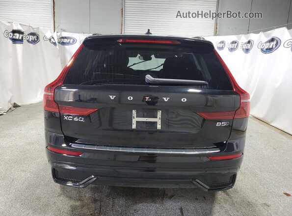 YV4M12RC0T1421851 2026 VOLVO XC60 Black 