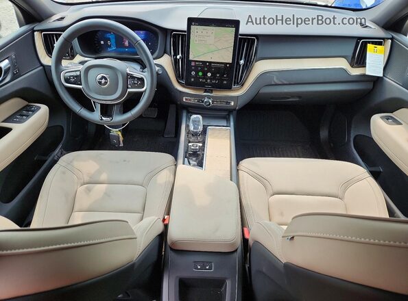 YV4M12RC2T1390800 2026 VOLVO XC60 White Вид панелі приладів