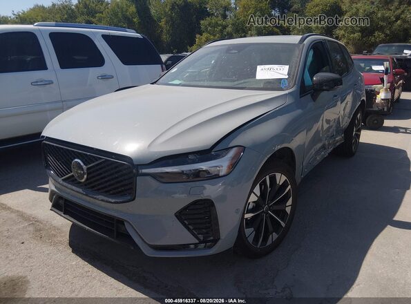 YV4M12RC2T1481212 2026 VOLVO XC60 Pewter Առջևի ձախ երեք քառորդ տեսարան