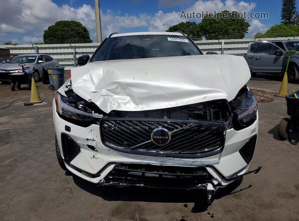 YV4M12RC3T1448641 2026 VOLVO XC60 White Vista frontal