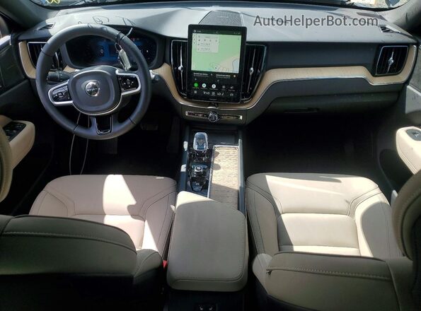 YV4M12RC3T1480909 2026 VOLVO XC60 Синий Вид панели приборов