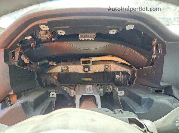 YV4M12RC4T1297163 2026 VOLVO XC60 White ხელსაწყოთა პანელის ხედი