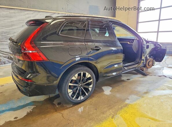 YV4M12RC4T1471085 2026 VOLVO XC60 Black Trasero derecho