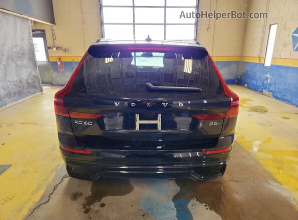 YV4M12RC4T1471085 2026 VOLVO XC60 Black Vista trasera
