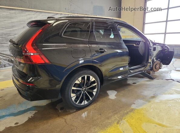 YV4M12RC4T1471085 2026 VOLVO XC60 Black 