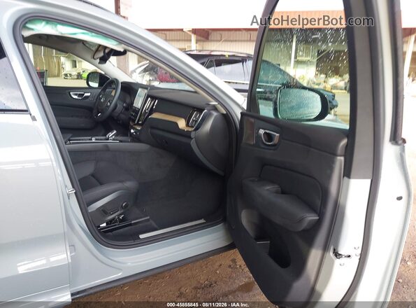 YV4M12RC5T1300149 2026 VOLVO XC60 Gray წინა სალონის ხედი