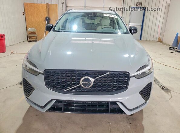 YV4M12RC6S1051410 2025 VOLVO XC60 Gray Դիմացի տեսք