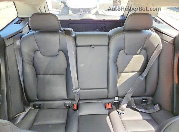 YV4M12RC8S1165330 2025 VOLVO XC60 White Вид задніх сидінь