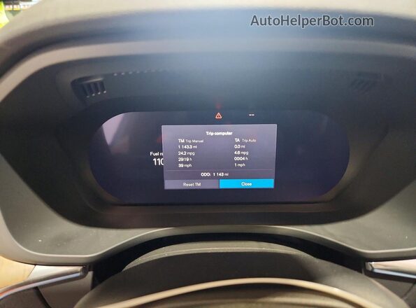 YV4M12RC8T1493817 2026 VOLVO XC60 Silver Սարքավորումների վահանակի տեսք