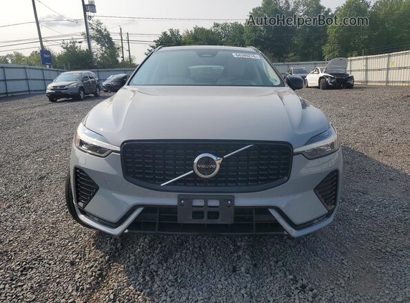 YV4M12RC9S1172027 2025 VOLVO XC60 Gray Դիմացի տեսք