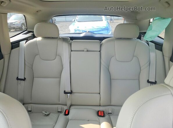 YV4M12RC9S1172027 2025 VOLVO XC60 Gray Հետևի նստատեղերի տեսք