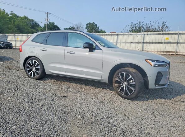 YV4M12RC9S1172027 2025 VOLVO XC60 Gray Առջևի աջ