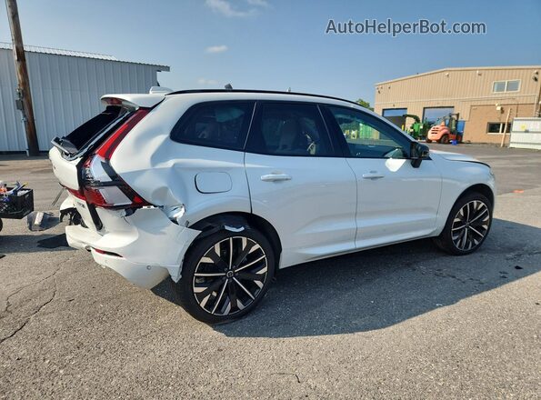 YV4M12RM5T1416430 2026 VOLVO XC60 White 