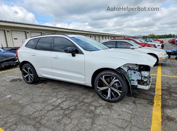 YV4M12RM6S1028752 2025 VOLVO XC60 White Front right