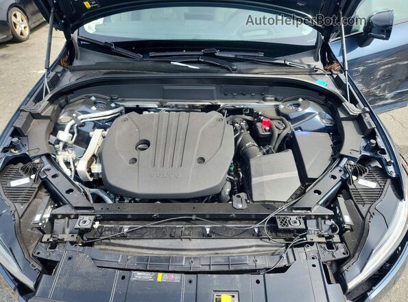 YV4M12RM7T1463667 2026 VOLVO XC60 Blue Engine compartment view