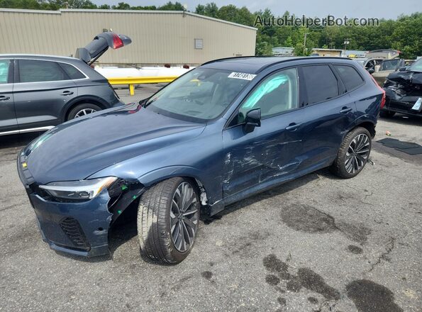 YV4M12RM7T1463667 2026 VOLVO XC60 Blue 360 interior view