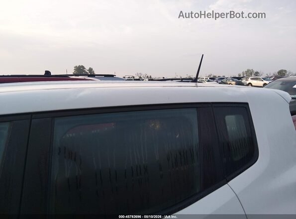 ZACCJAAB0HPF66651 2017 JEEP RENEGADE White Vista frontal