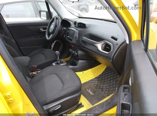 ZACCJAAB4HPF97529 2017 JEEP RENEGADE Yellow Widok wnętrza z przodu