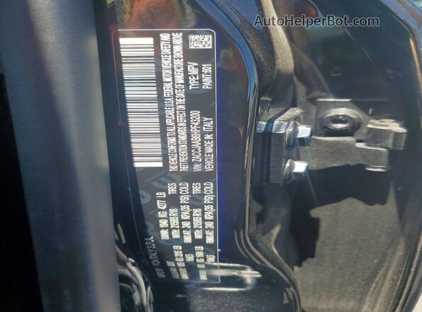 ZACCJAAB6HPF43200 2017 JEEP RENEGADE Black Widok komory silnika