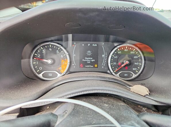 ZACCJAAB7HPE79555 2017 JEEP RENEGADE Red Vista del cuadro de instrumentos