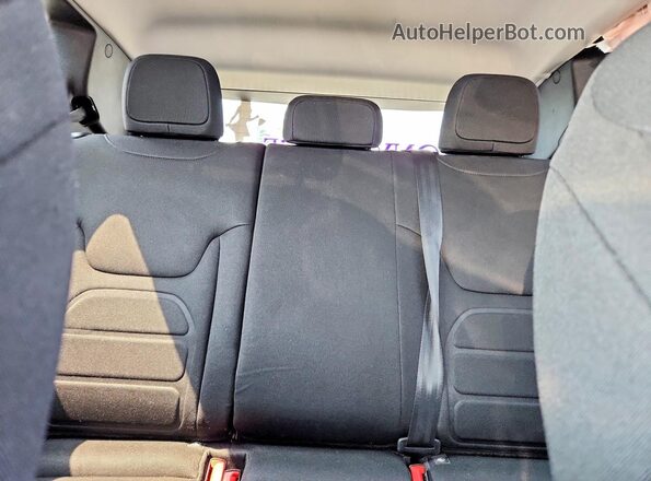 ZACCJABB2JPG89503 2018 JEEP RENEGADE Black Widok tylnych siedzeń