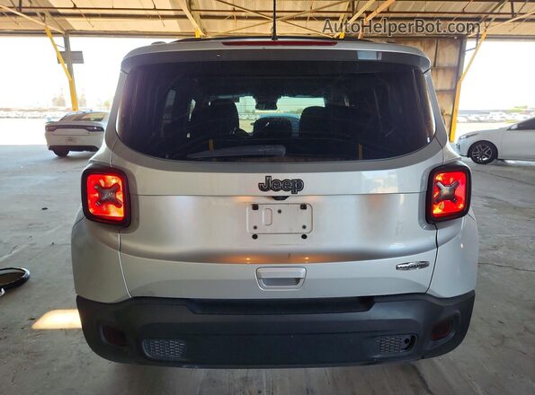 ZACCJABB2JPJ04089 2018 JEEP RENEGADE Silver Вид ззаду