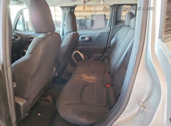 ZACCJABB2JPJ04089 2018 JEEP RENEGADE Silver Вид задньої частини салону