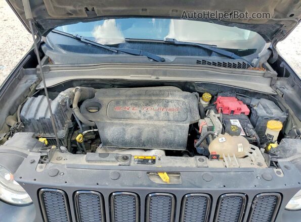 ZACCJABBXJPH77280 2018 JEEP RENEGADE Black Widok komory silnika