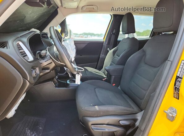 ZACCJABBXJPH83676 2018 JEEP RENEGADE Желтый Вид салона спереди