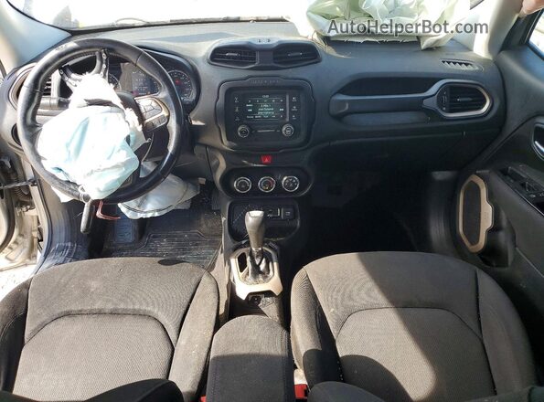 ZACCJABT2GPD44909 2016 JEEP RENEGADE Silver Widok deski rozdzielczej