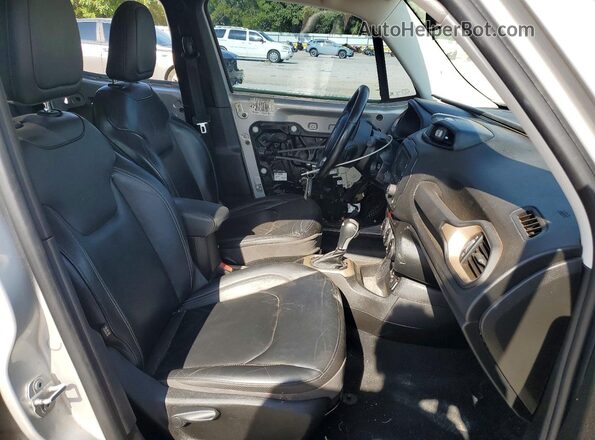 ZACCJADB7HPE72844 2017 JEEP RENEGADE Silver Front interior view