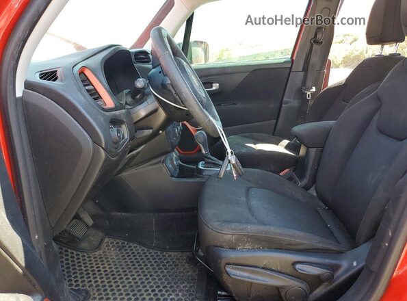 ZACCJBAB2JPJ16962 2018 JEEP RENEGADE Red Widok wnętrza z przodu