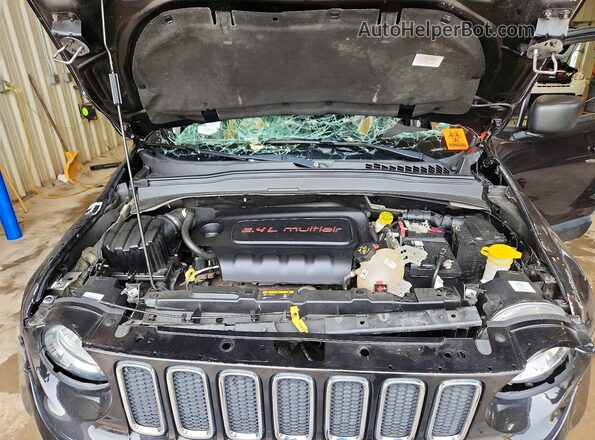 ZACCJBAB6JPH04611 2018 JEEP RENEGADE Black Vista del compartimento del motor