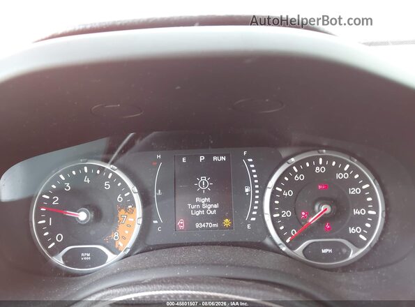 ZACCJBAB7JPJ42473 2018 JEEP RENEGADE Orange Vista de los asientos traseros