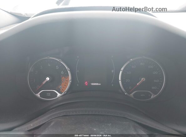 ZACCJBAB9JPH69386 2018 JEEP RENEGADE White უკანა სავარძლების ხედი