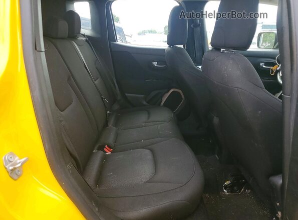 ZACCJBAH1HPF04296 2017 JEEP RENEGADE Желтый Вид задних сидений