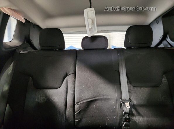 ZACCJBAH6HPE94560 2017 JEEP RENEGADE Blue Вид задніх сидінь