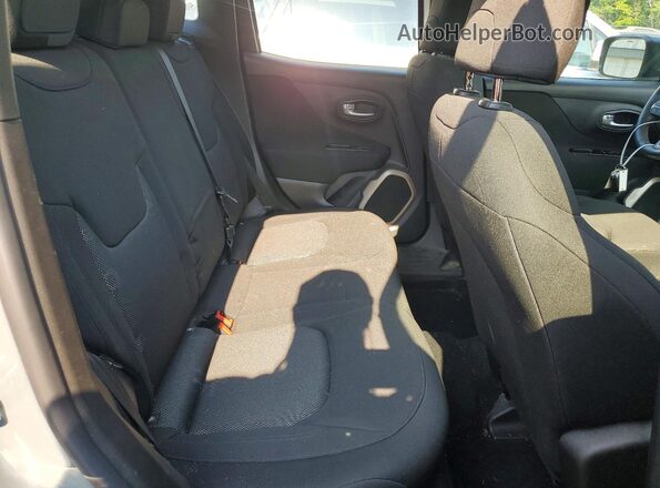 ZACCJBAH9HPF39278 2017 JEEP RENEGADE Gray Widok tylnych siedzeń