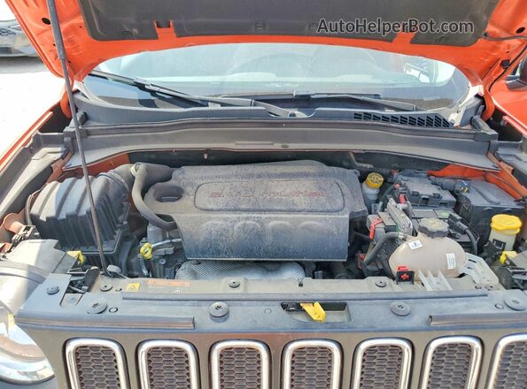ZACCJBAT2GPE14304 2016 JEEP RENEGADE Оранжевый Вид задней части салона