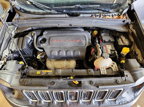 ZACCJBBB3HPF67927 2017 JEEP RENEGADE Gray ძრავის განყოფილების ხედი