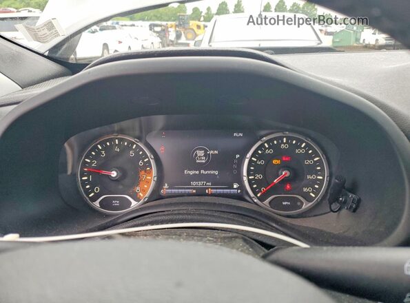 ZACCJBBB4JPH60156 2018 JEEP RENEGADE Silver Instrument cluster view