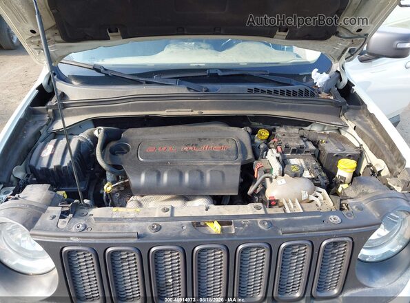 ZACCJBCB1HPE45601 2017 JEEP RENEGADE Белый Вид сзади