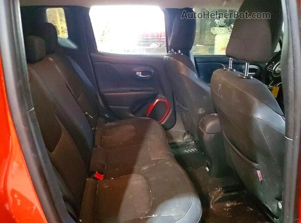 ZACCJBCB3HPE91186 2017 JEEP RENEGADE Orange Widok tylnych siedzeń