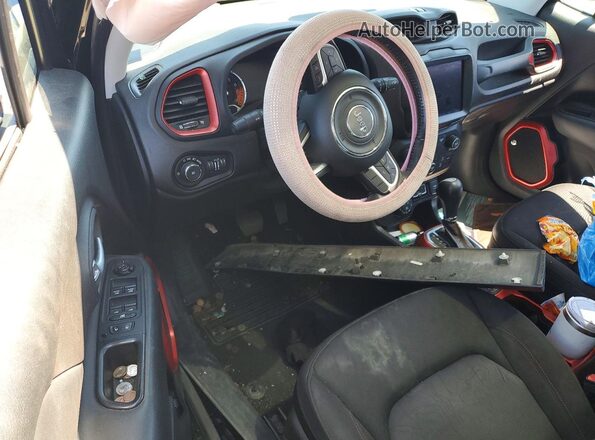 ZACCJBCB6JPH04931 2018 JEEP RENEGADE Black Widok deski rozdzielczej