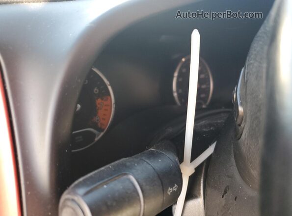 ZACCJBCB7JPH08504 2018 JEEP RENEGADE Silver Instrument cluster view