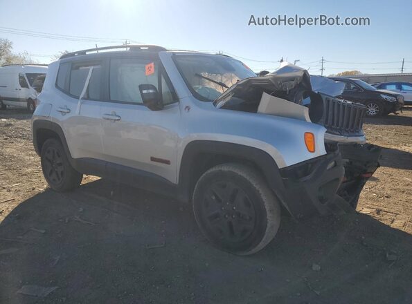 ZACCJBCB7JPH08504 2018 JEEP RENEGADE Silver Front right