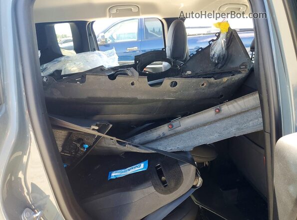 ZACCJBCB7JPJ04626 2018 JEEP RENEGADE Gray Вид задніх сидінь