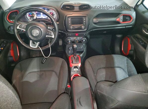 ZACCJBCBXHPE45614 2017 JEEP RENEGADE White Widok deski rozdzielczej
