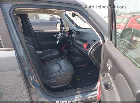 ZACCJBCBXJPH83794 2018 JEEP RENEGADE Серый Вид салона спереди
